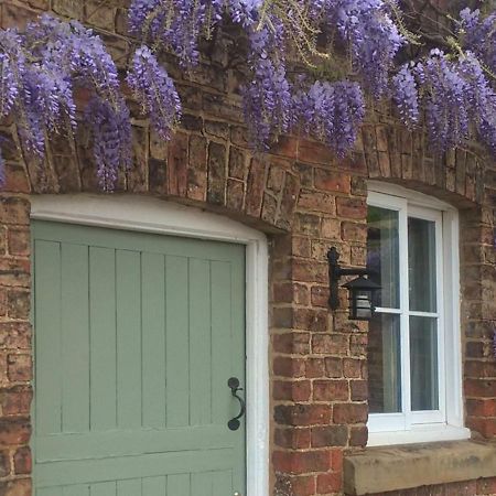 The Stables At Owlett Hall Crowle  Bagian luar foto